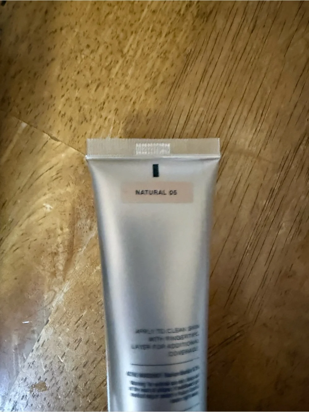 Tinted moisturizer in Natural 05 sealed in box
